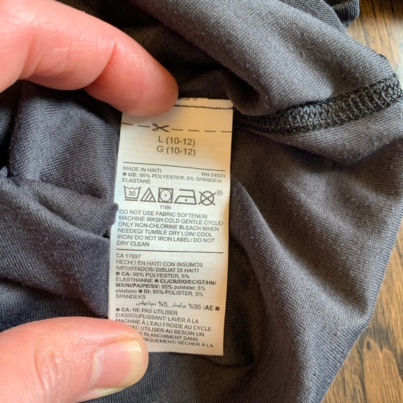 🧨2/$20🧨Old Navy Active Long-Sleeved Base Layer - Picture 4 of 10